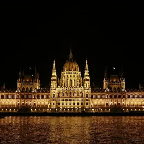 Hungary castles thumbnail