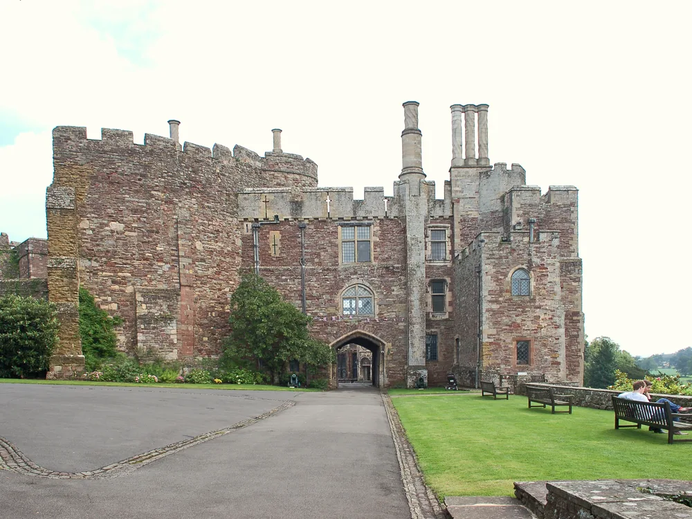 Berkeley Castle's Norman keep and medieval great hall in Gloucestershire, England