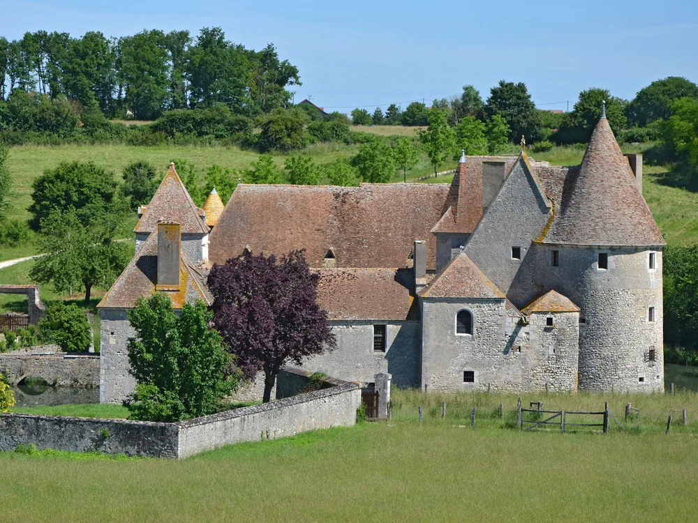 Château de Buranlure in the Berry countryside — a 17th-century French manor in the same family since 1769, near Sancerre and Henrichemont in the Centre-Val de Loire