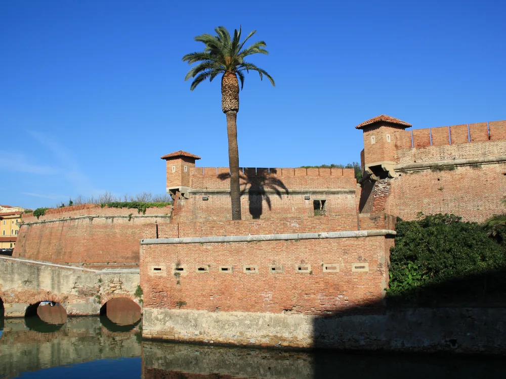 Fortezza Nuova di Livorno — Buontalenti's star-fort fragment on its canal island in the Venezia Nuova district, Livorno