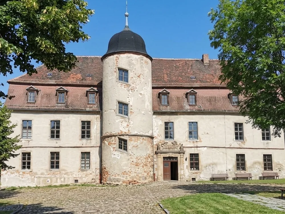 Gröbitz Castle (Schloss Gröbitz), a former manorial estate in the Saale-Unstrut wine region, Saxony-Anhalt, Germany