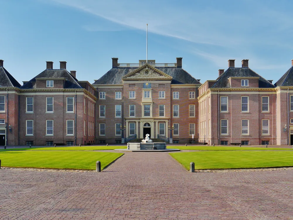 Royal Palace Het Loo in Apeldoorn — William and Mary's Dutch Baroque palace with restored formal parterre gardens, the constitutional and dynastic heart of the House of Orange-Nassau