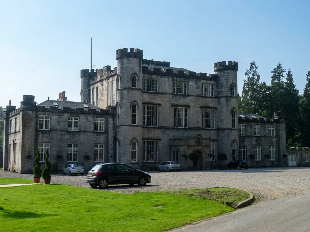 Melville Castle above the River North Esk in Lasswade, Midlothian, Scotland, a late-Georgian mansion built for Henry Dundas, 1st Viscount Melville