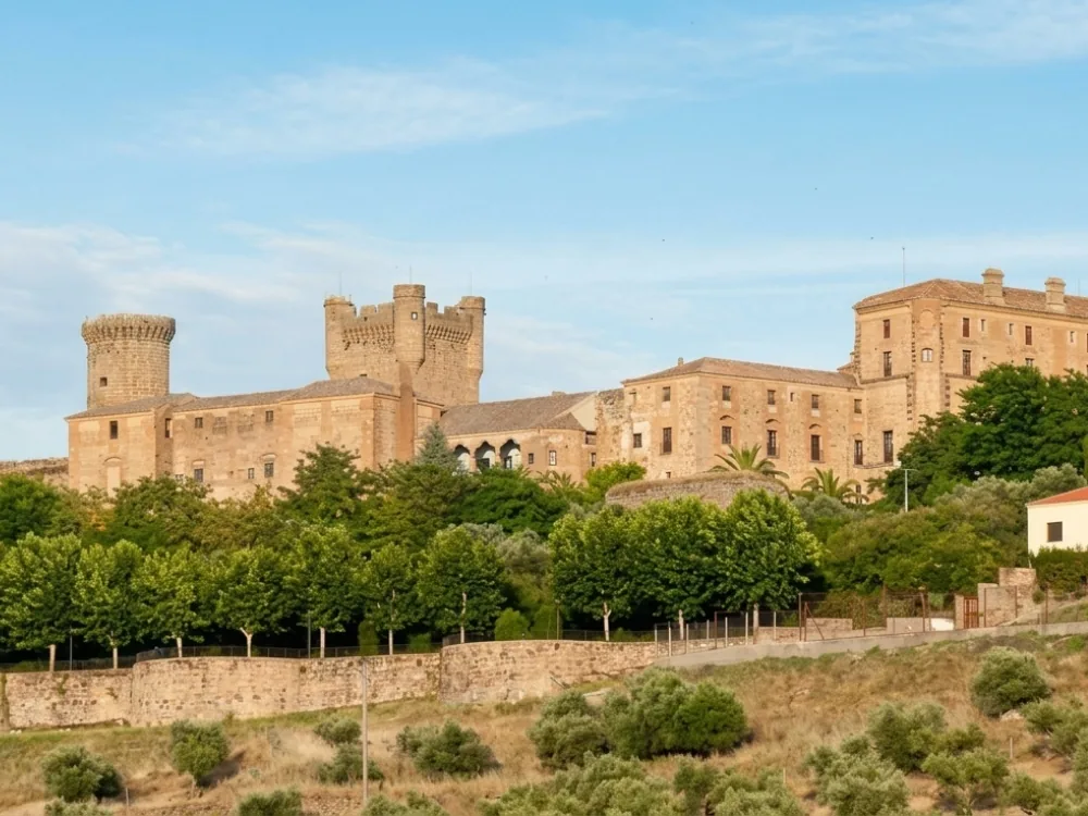 Oropesa Castle, Spain's first Parador (1930), overlooking the Tagus valley, Toledo province, Spain