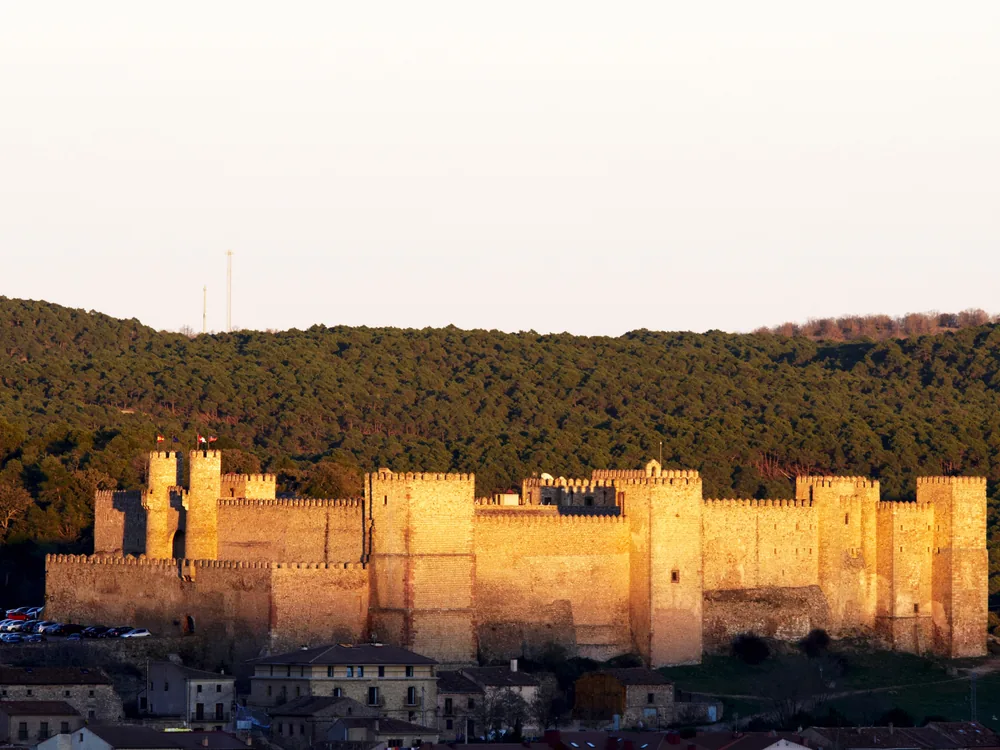 Sigüenza Castle, the fortress-residence of the bishops of Sigüenza rebuilt as a parador hotel, Guadalajara, Castilla-La Mancha, Spain