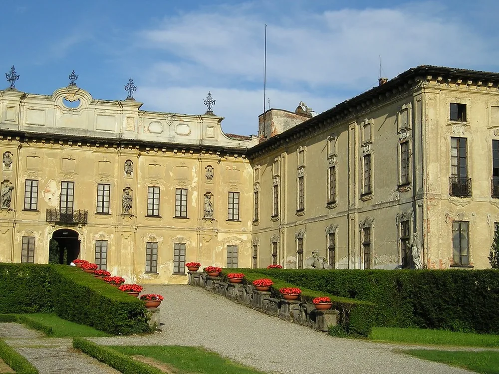 Villa Arconati in Castellazzo di Bollate near Milan — the Lombard baroque villa facade and monumental 12-hectare garden with baroque exedra