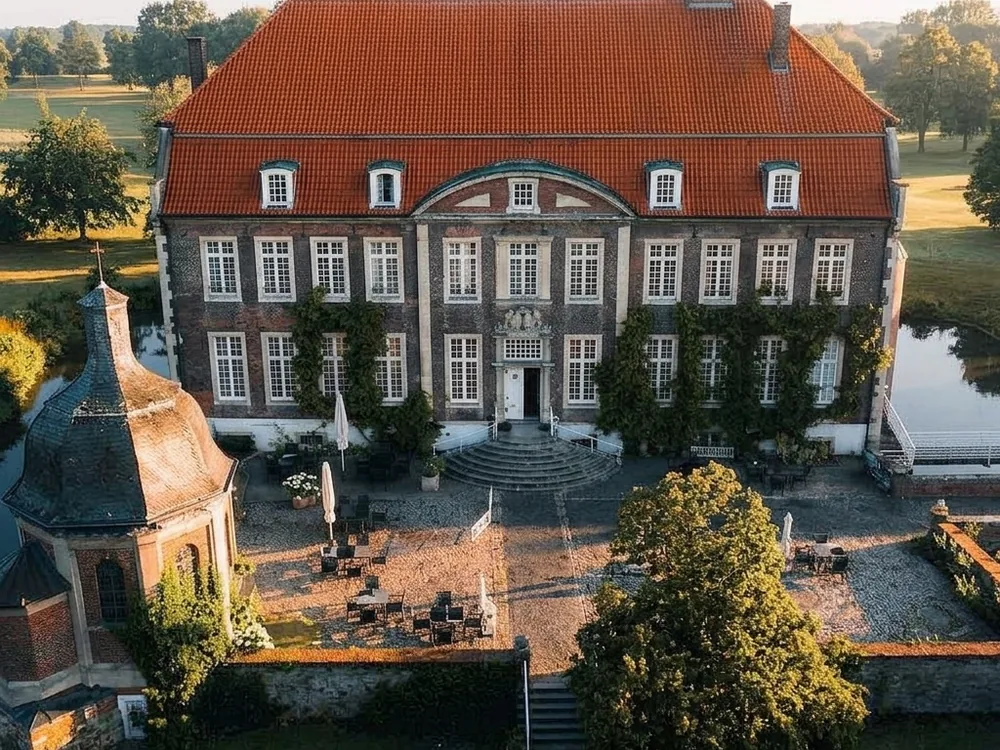 Wilkinghege Castle (Schloss Wilkinghege), a moated water castle near Münster, North Rhine-Westphalia, Germany